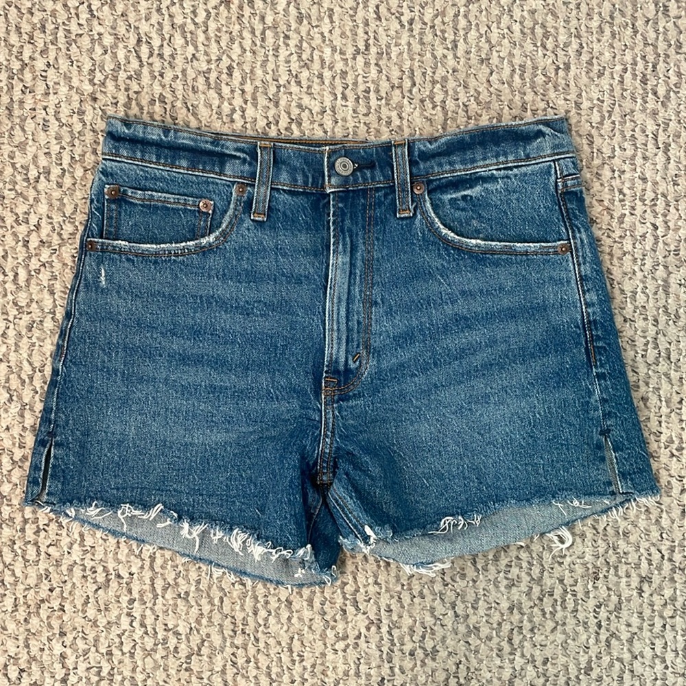Abercrombie & Fitch High Rise Mom Shorts